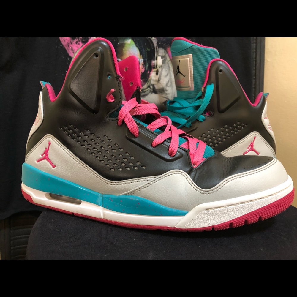 Air jordan flight “south beach”